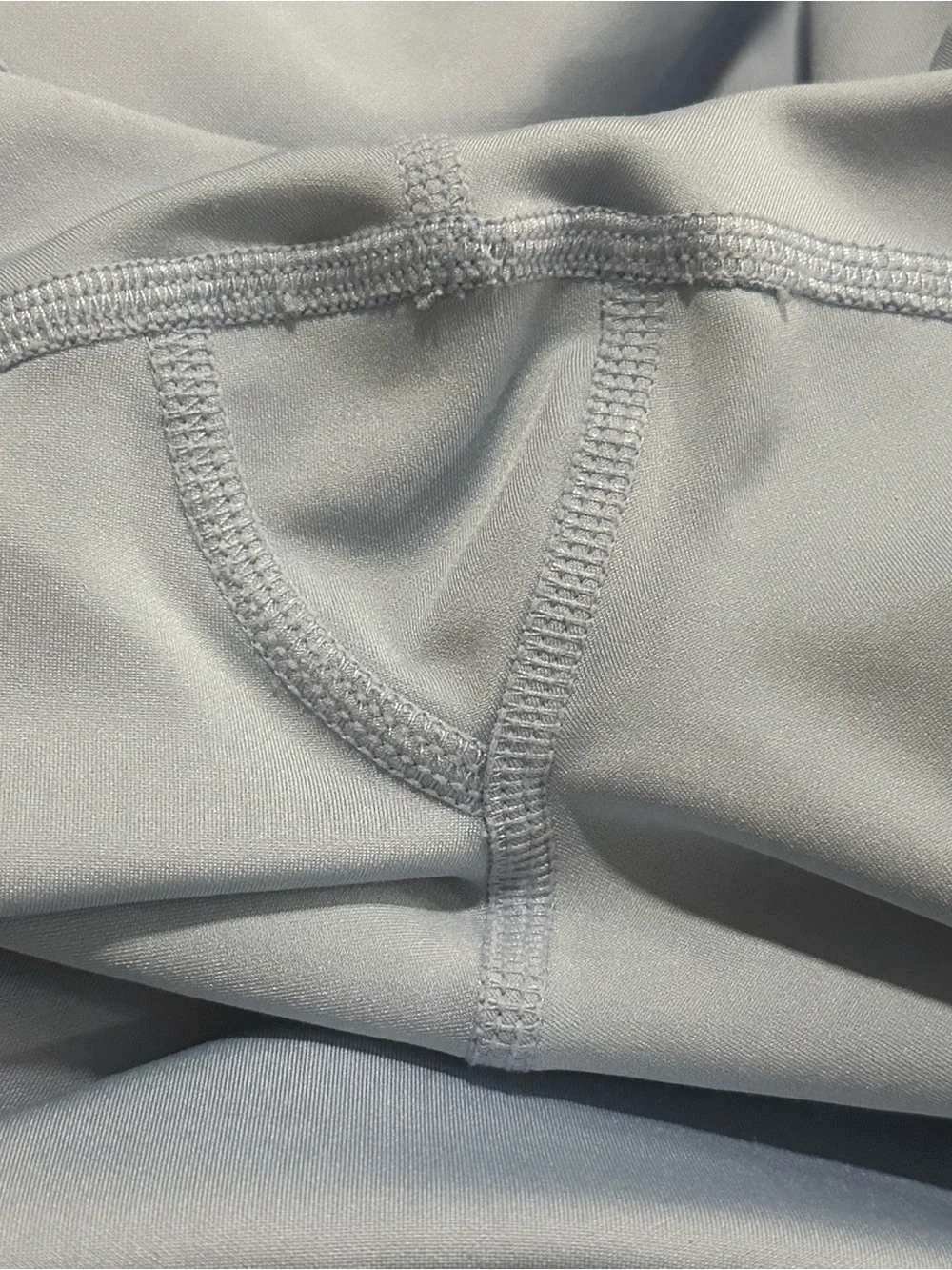 EUC Alo Celeste Silver Logo Air Lift